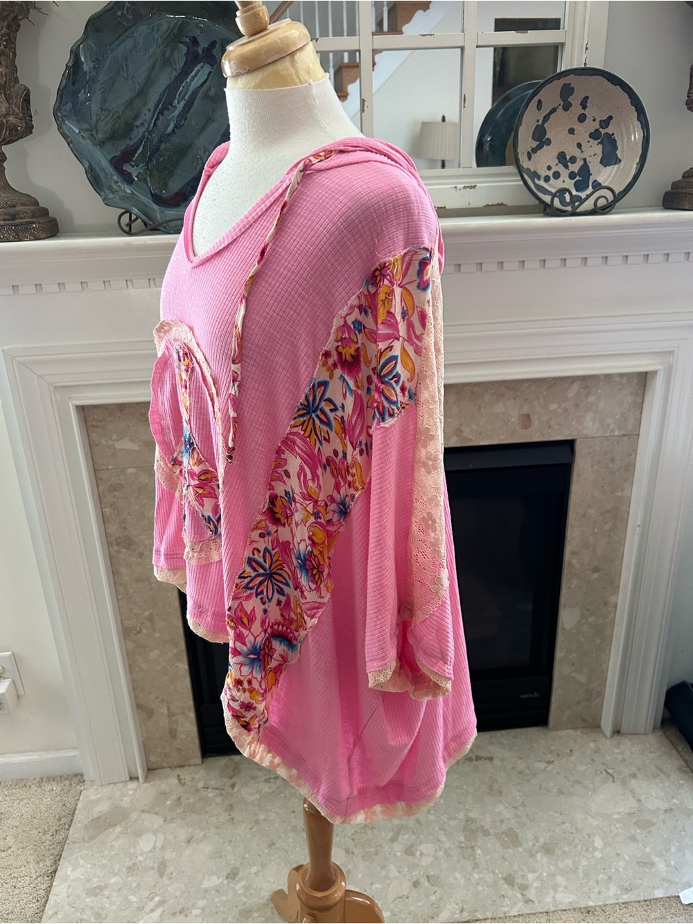 POL Pink Ribbed Hooded Bohemian Top with Cream Lace Inset - Picture 5 of 9